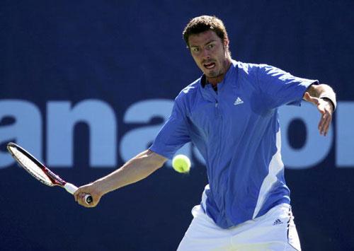 图文-网球频道赛小组赛 萨芬表情严肃