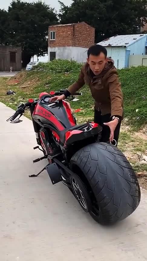 你们喜欢的金刚狼摩托车