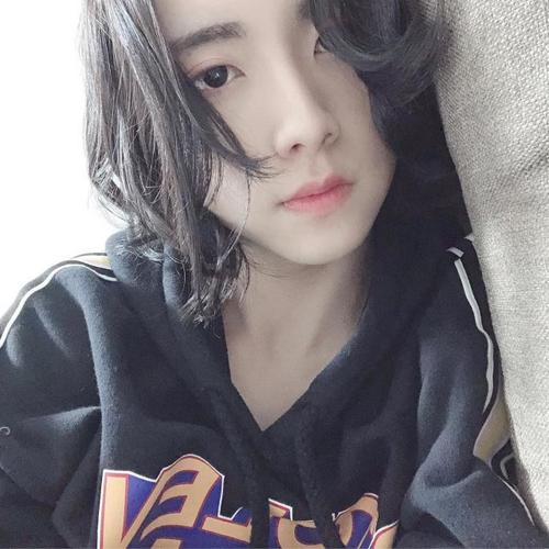 板垣李光人