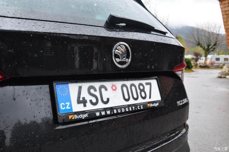 欧盟标志认证,cz是捷克车的标志.