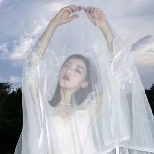 女孩婚纱头像 梦幻仙气满满的婚纱头像