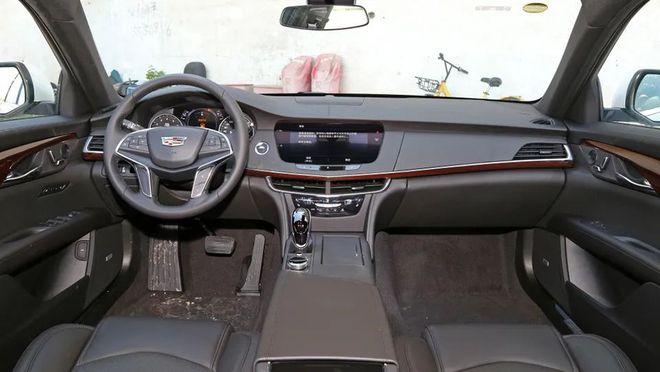 远程启动,真皮座椅,主副座椅腰部支撑,前排座椅加热,车内氛围灯,自动