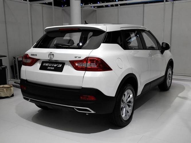 优秀的自主小型suv 华晨中华v3