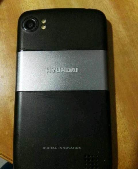 详情介绍               韩国现代手机,支持联通移动,3g网络
