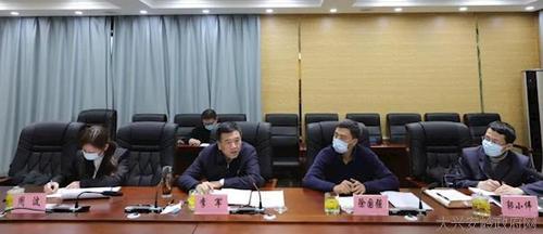 大兴安岭林业集团公司党委副书记总经理李军深入塔河林业局调研指导