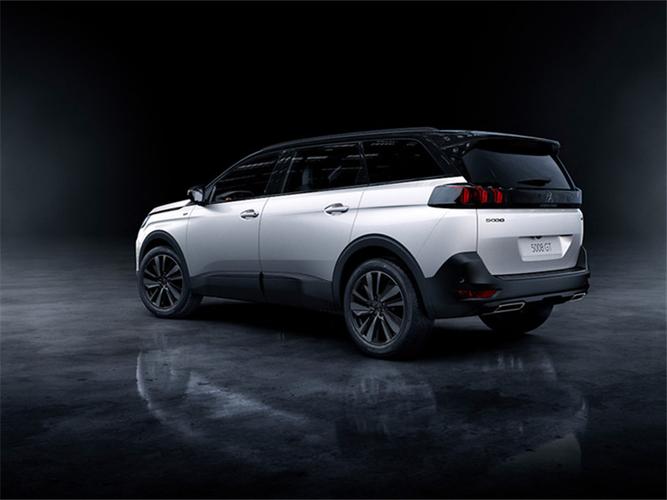 2021款标致5008外观改动大,新车定位中型suv,整体质感