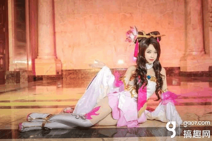 王者荣耀貂蝉cosplay欣赏 跪舔白色大