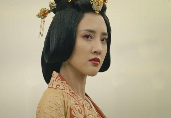 三国时期,为何曹丕舍弃甄宓而独宠郭女王?郭女王以前