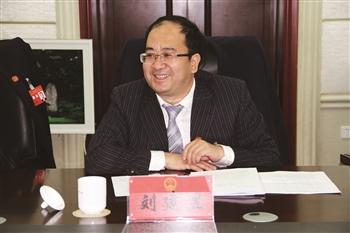 投身新时代 谋求新作为  在省十三届人大一次会议上,省长王建军所作的