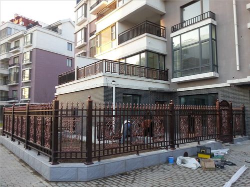 庭院护栏效果图 (第1页)_装修效果图大全_四座网-.