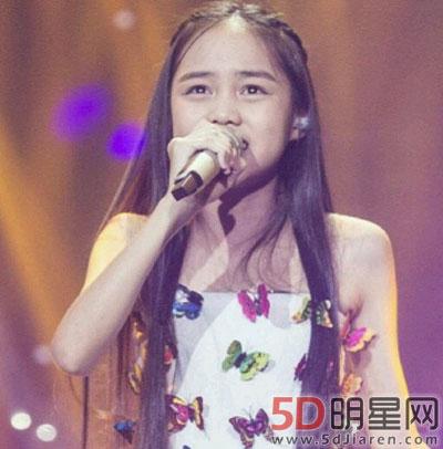 汤晶锦的家境个人资料 希望你还是做好童真的自己很喜欢你以前的装束