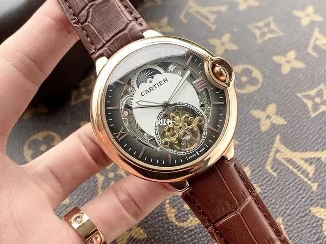 极致的盘面设计 卡地亚 经典镂空陀飞轮_陀飞轮_镂空
