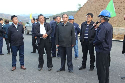 山西省交通运输厅厅长张志川到访霍永高速公路永和段