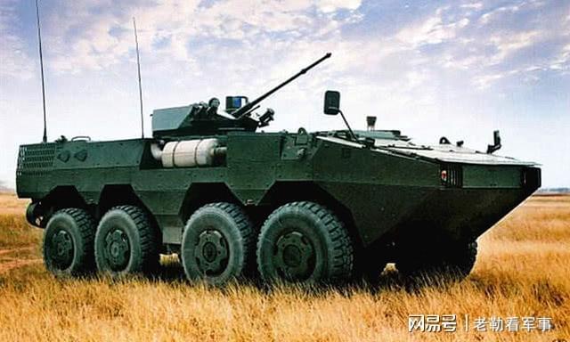 中国造出水陆两用战车,上山下水无所不能!