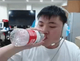 rng丢冠将掉进深渊s赛第一死亡之组uzi直面两大克星