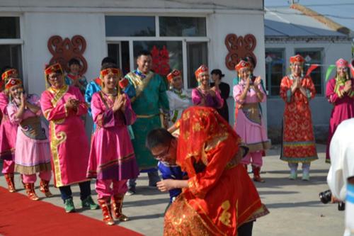 达斡尔族传统婚礼--你见过吗?