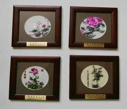 夏布绣发源于唐代,流行于明清,振兴于当代江西新余分宜,是赣文化百花