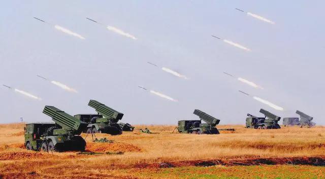 国产63式107mm火箭炮和ak47齐名并称游击战三大件