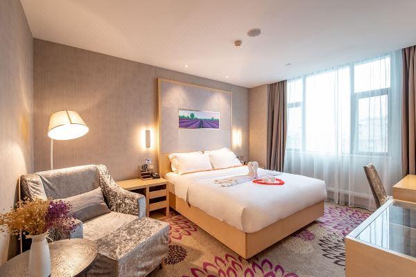 丽枫酒店(襄阳火车站人民广场店)