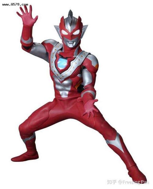 简述特摄《红超人》,《神超人》与《绿超人》