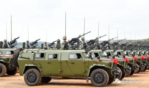 这意味着,第三代猛士已经日渐成熟,已经迈开加速列装部队的步伐