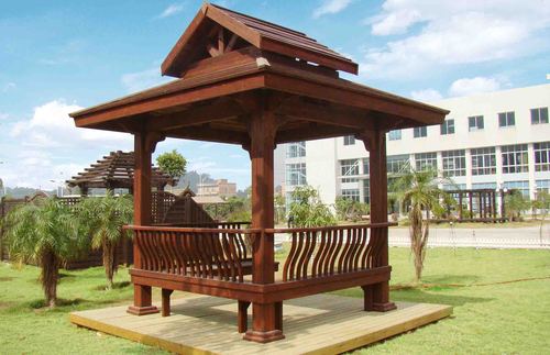 成都艺鑫园防腐木园林景观设计有限公司