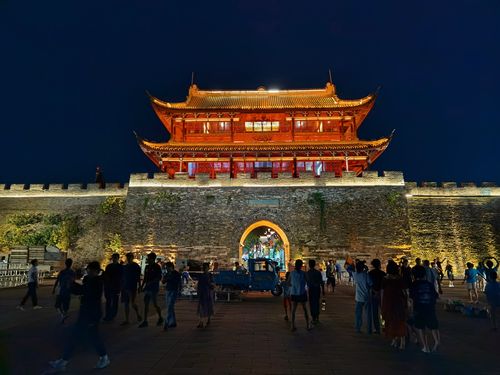 衢州古城门(水亭门)夜色