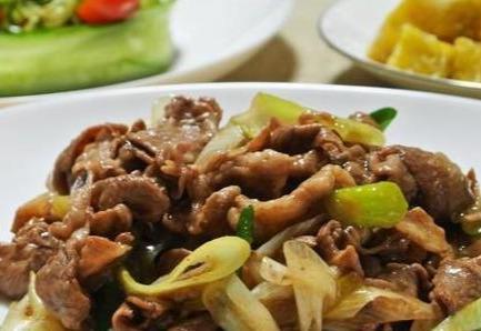 4月发文:葱爆羊肉,青椒炒香肠,蚝油杏鲍菇这几道家常