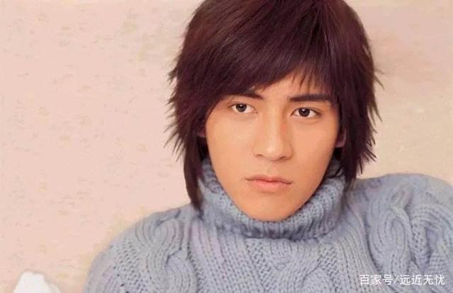 周渝民扮演花泽类.