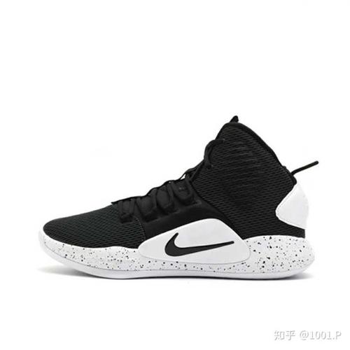 怎么选篮球鞋,本人178cm.70kg,主打内线?