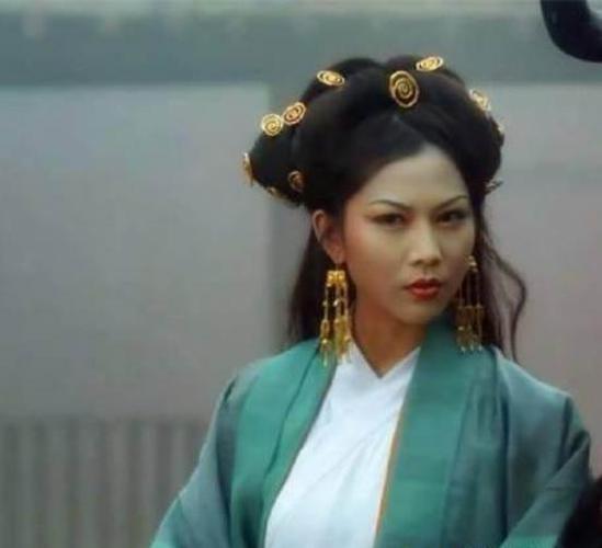 20多年了,紫霞和小龙女一点没变,而铁扇公主蔡少芬像换了个人