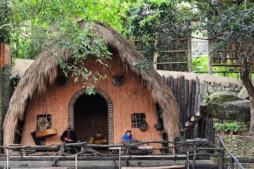 探索海南黎族文化 从神秘的"纹身"开始说起