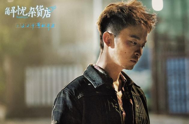 3.董子健饰演阿杰