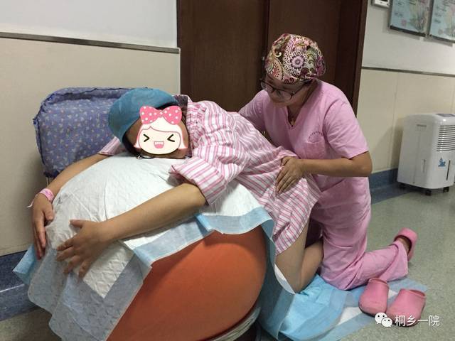 你相信吗?现在生孩子,可以坐着,站着,蹲着