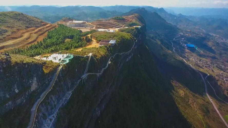 兴义白龙山国际山地越野跑公开赛完美收官!参赛选手盛赞大美兴义!