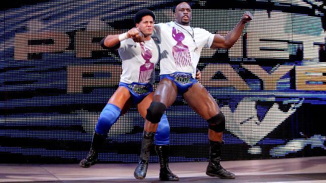 乌索兄弟 vs 黄金一代《raw 2013.6.4》