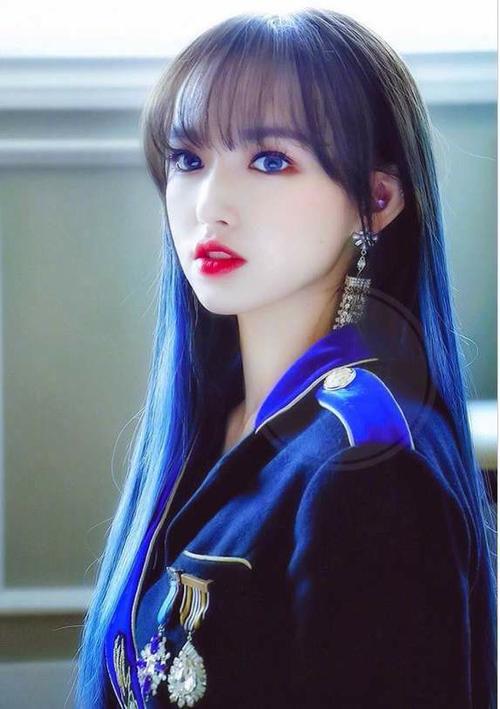 归国四女约好换发色孟美岐新发型超惹眼程潇漫画脸好抢镜