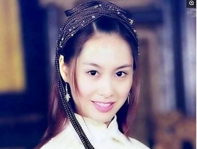 看看前几个版本的阿珂,真的让杨紫来演是否能驾驭的了