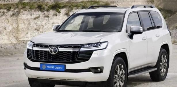 2022款丰田霸道lc250亮相配25t卖37万正式竞争坦克400