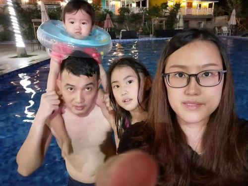 "警草"王永成的"暖男情"