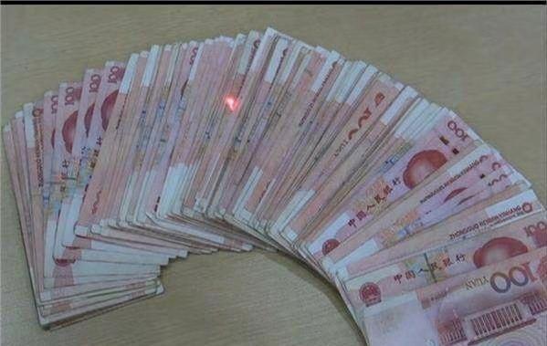 青海省资讯|西宁一公交车上突现10万现金,接下来一幕
