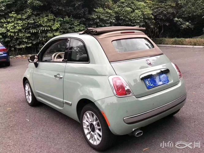 12年上牌菲亚特500c敞篷!车况极品,公里数3万!看车方便
