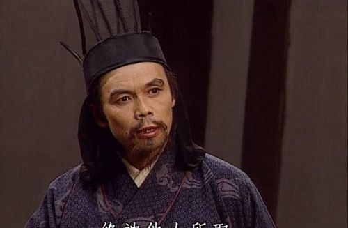 个人感觉庞统应该是最适合辅佐关羽镇守荆州的军师