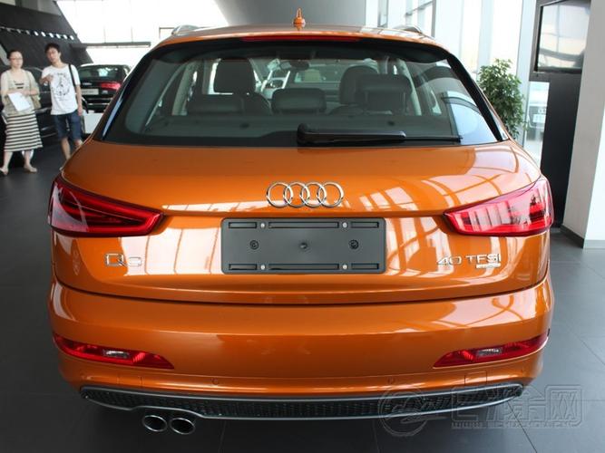 2012款奥迪q3 外观