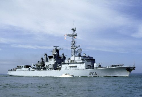 法国海军"卡萨尔"级导弹驱逐舰