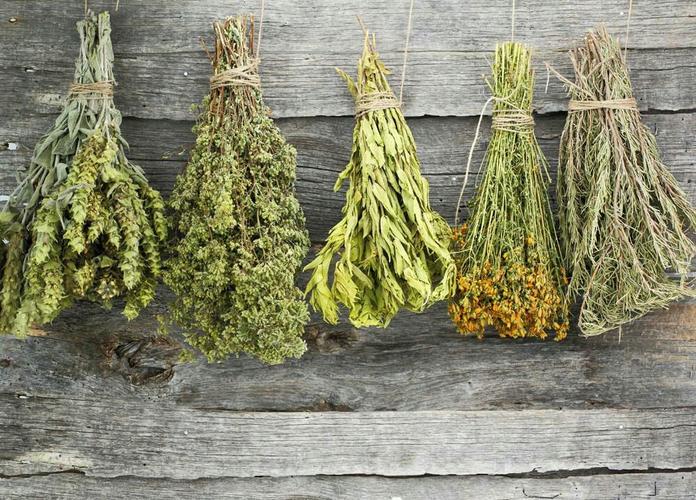 端阳节,无论男女老少都要戴荷包(香草包)