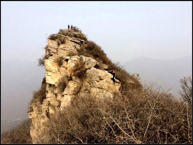 探路新密鸡冠山(2016-04)