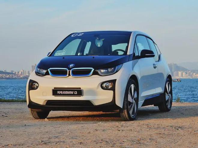 宝马是不是在电动车领域落后了细节告诉你