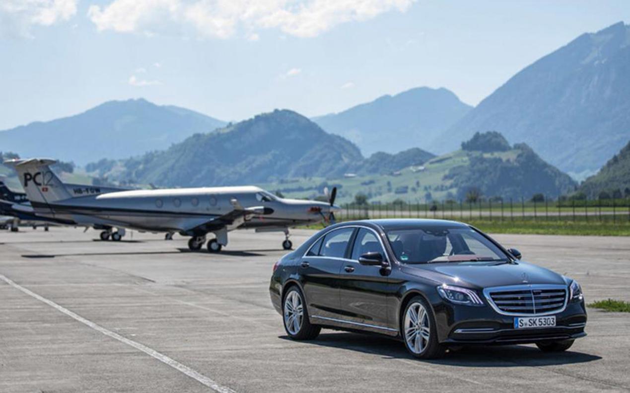 代号w222的老款奔驰s级