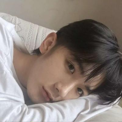ins阳光男孩头像帅气00后帅哥头像大全2020